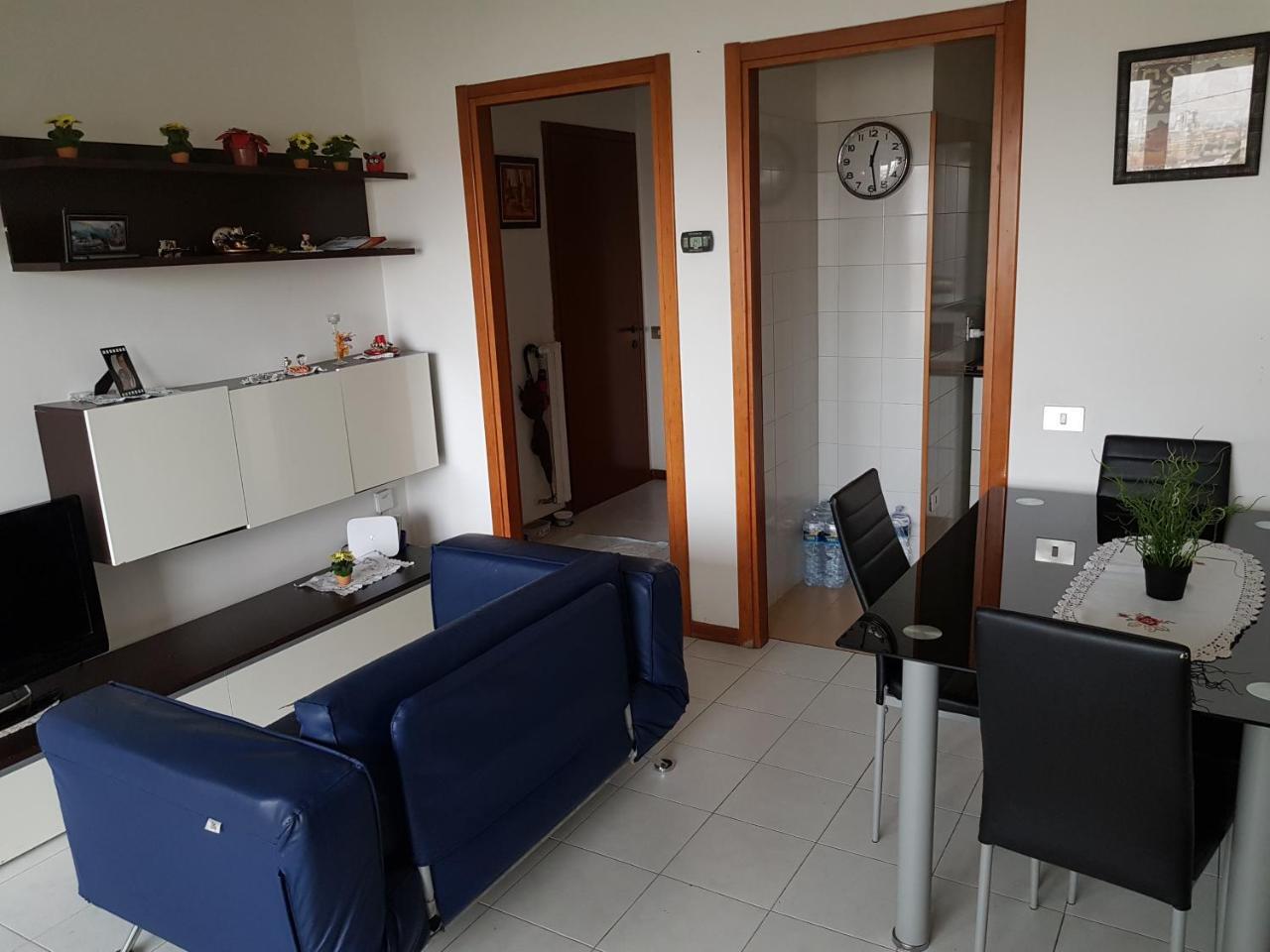 -white Tower Flat Bisceglie M1 Guest house 3*